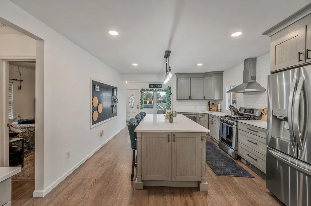 109 Muncy Avenue West Babylon NY 11704