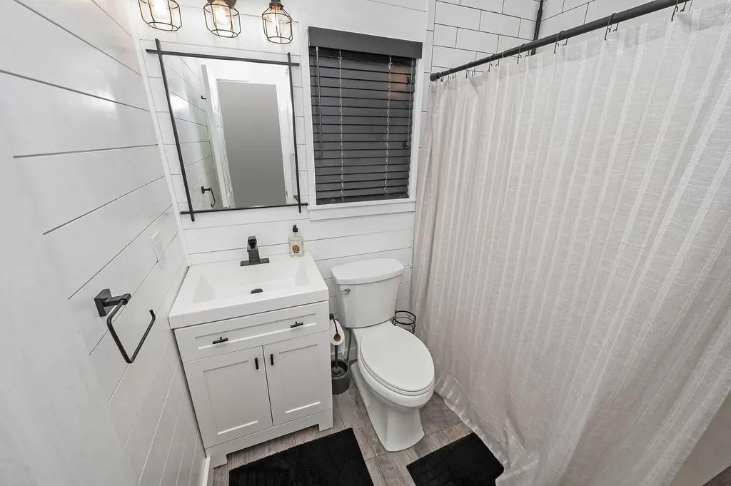 109 Muncy Avenue West Babylon NY 11704