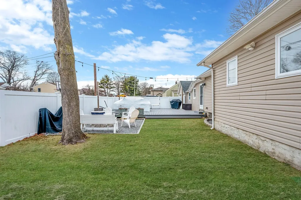 109 Muncy Avenue West Babylon NY 11704