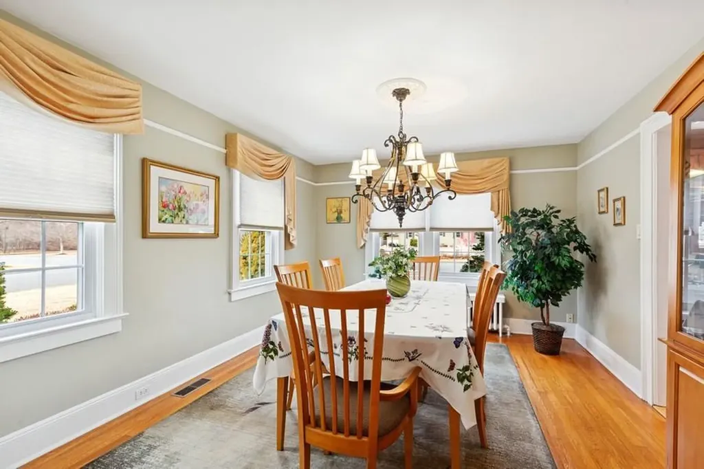 3 Beverly Avenue East Patchogue NY 11772
