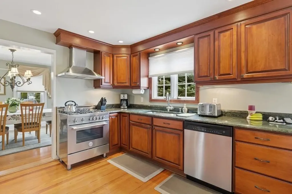 3 Beverly Avenue East Patchogue NY 11772