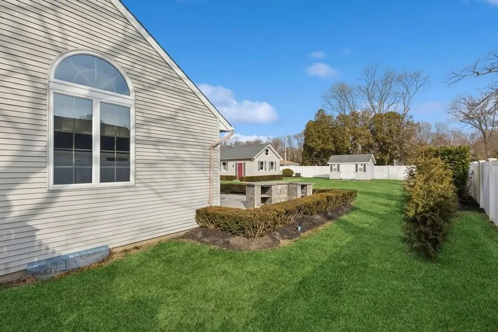 3 Beverly Avenue East Patchogue NY 11772