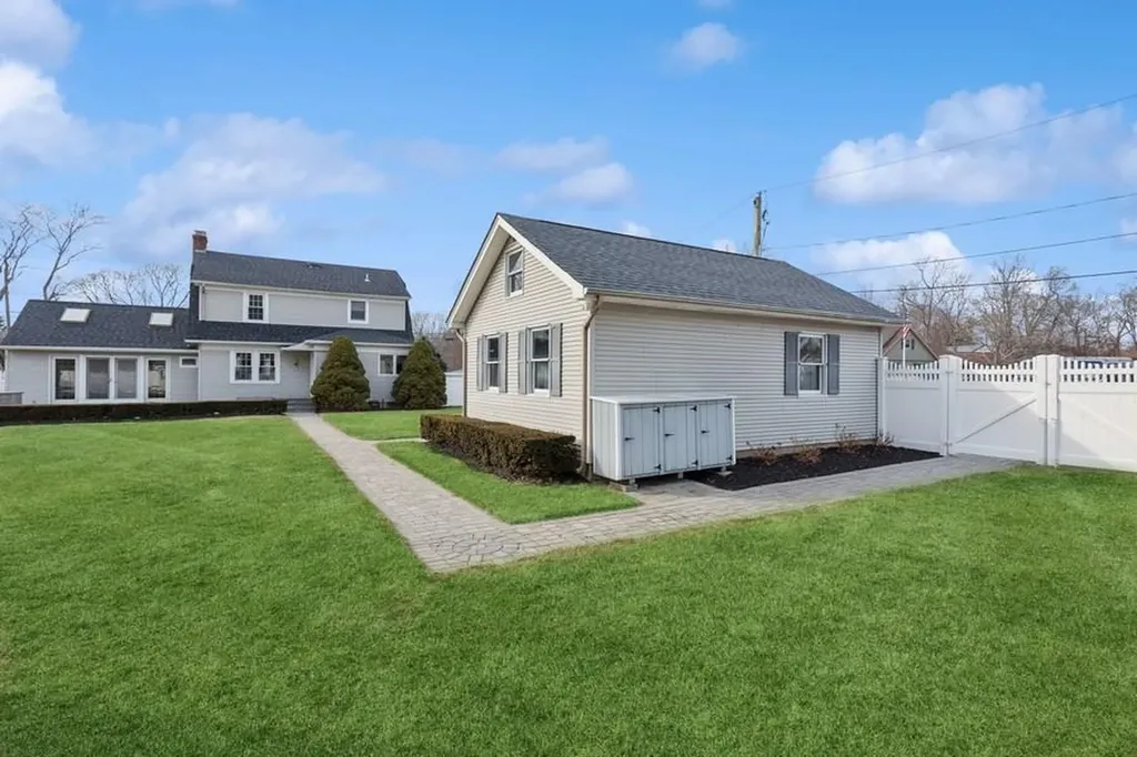 3 Beverly Avenue East Patchogue NY 11772