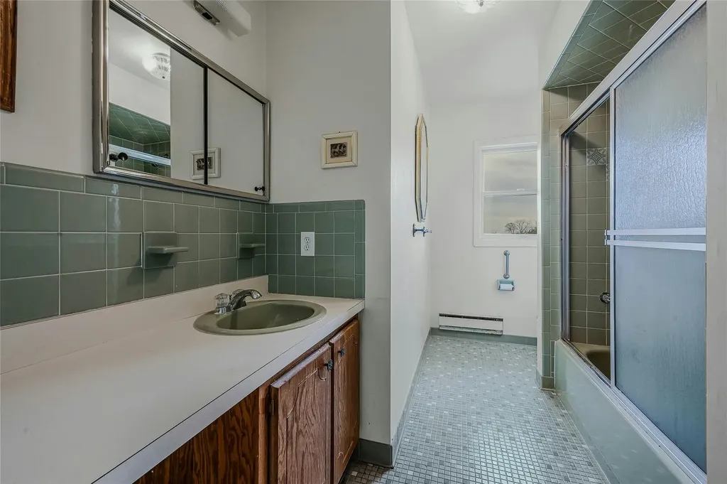6060 Main Bayview Road Southold NY 11971
