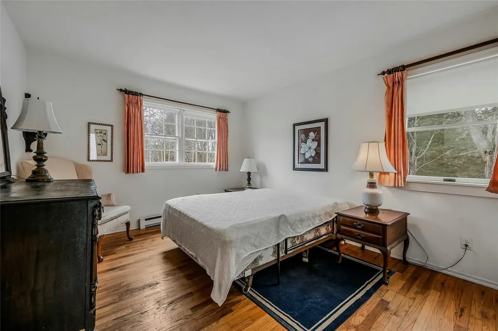 6060 Main Bayview Road Southold NY 11971