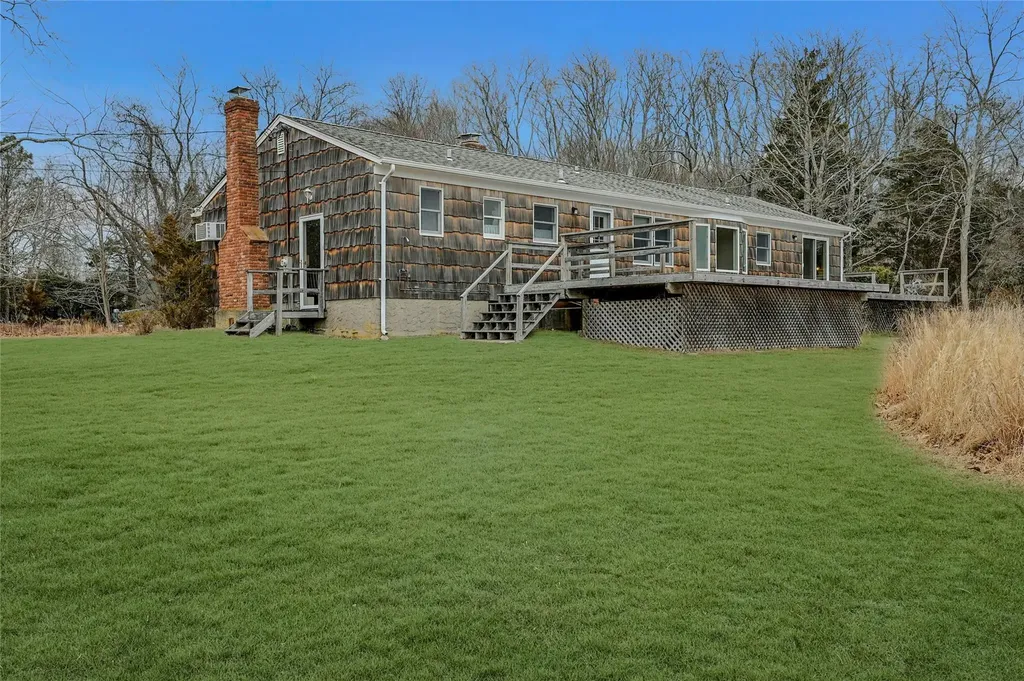 6060 Main Bayview Road Southold NY 11971
