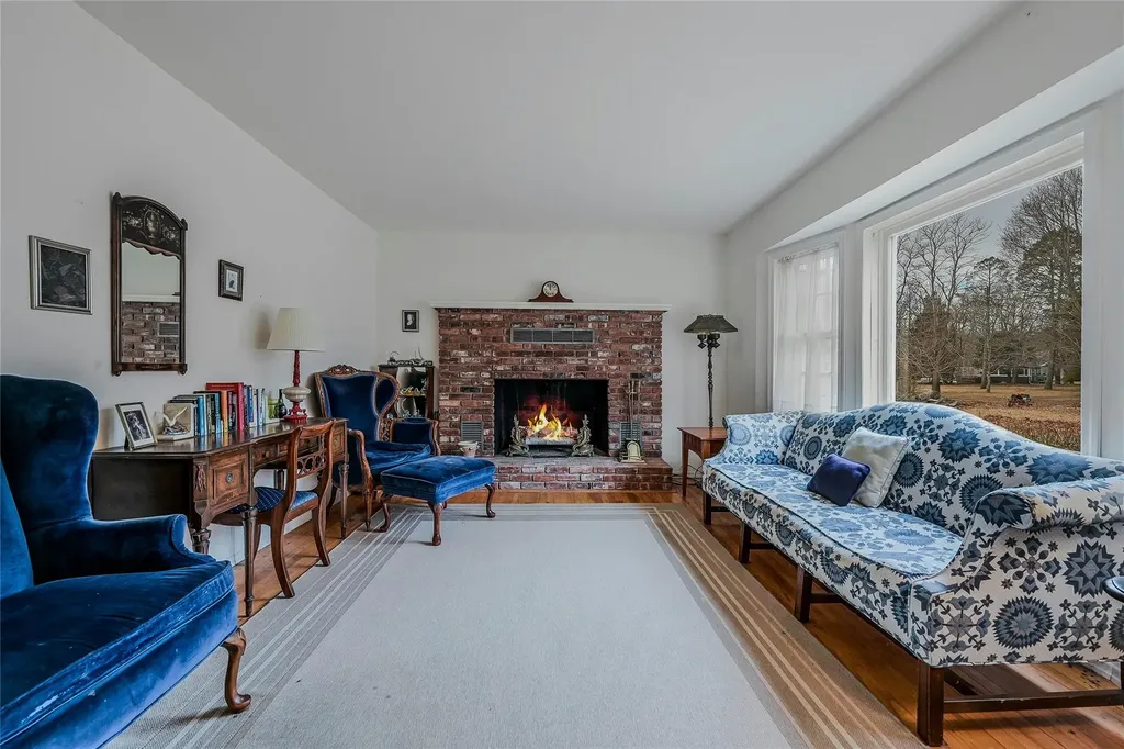 6060 Main Bayview Road Southold NY 11971