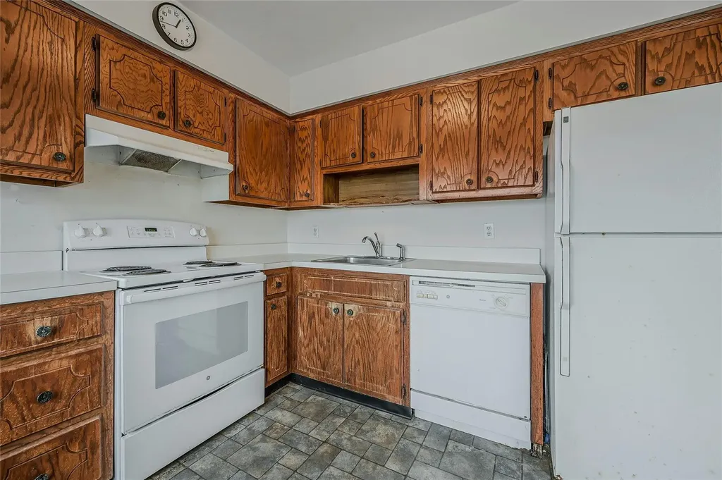 6060 Main Bayview Road Southold NY 11971