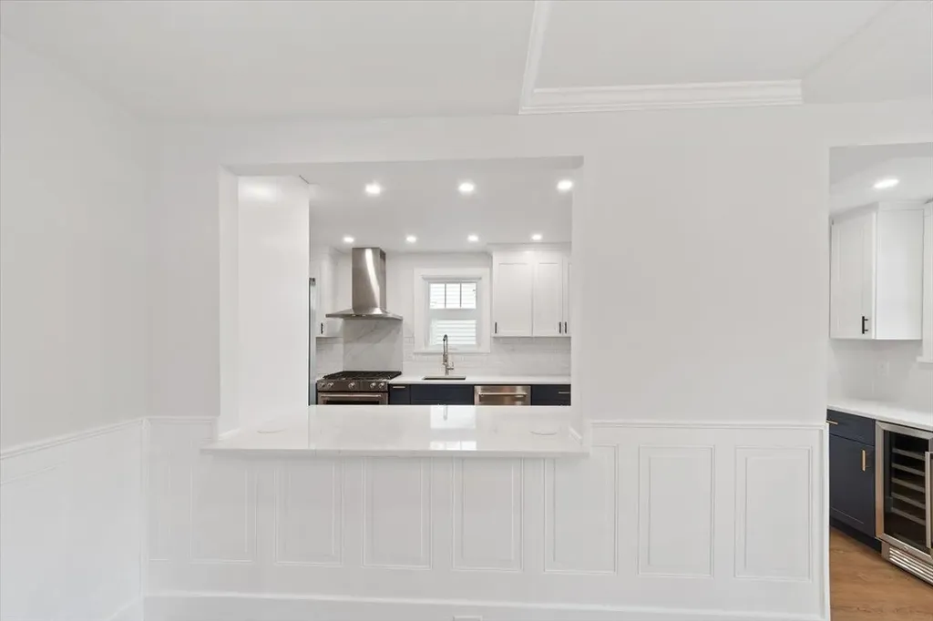 496 Carol Place Pelham NY 10803