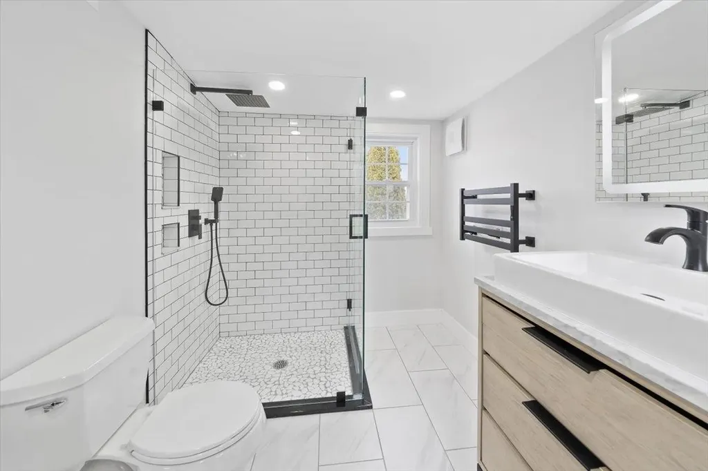 496 Carol Place Pelham NY 10803