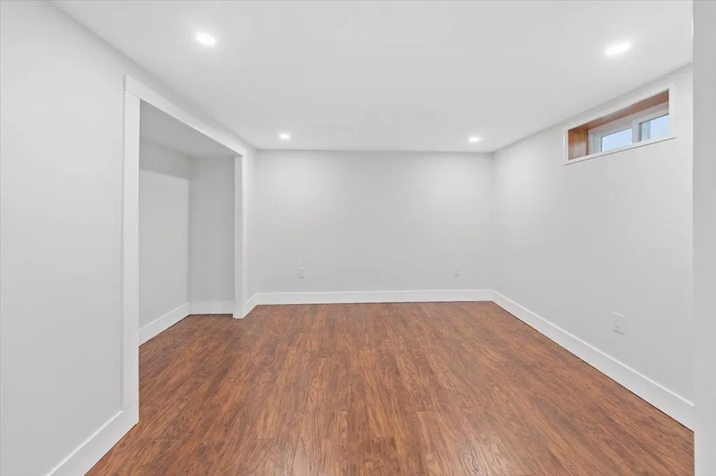 496 Carol Place Pelham NY 10803