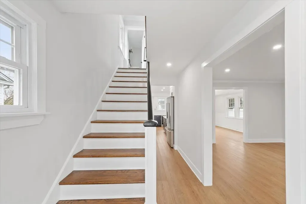 496 Carol Place Pelham NY 10803
