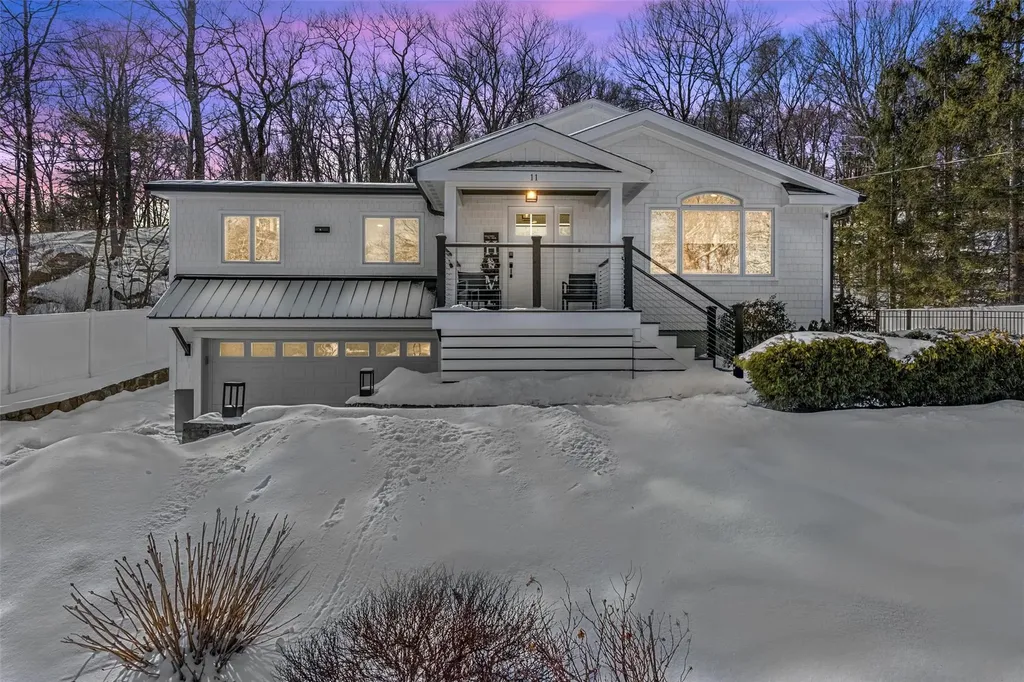 11 Watson Way Putnam Valley NY 10579