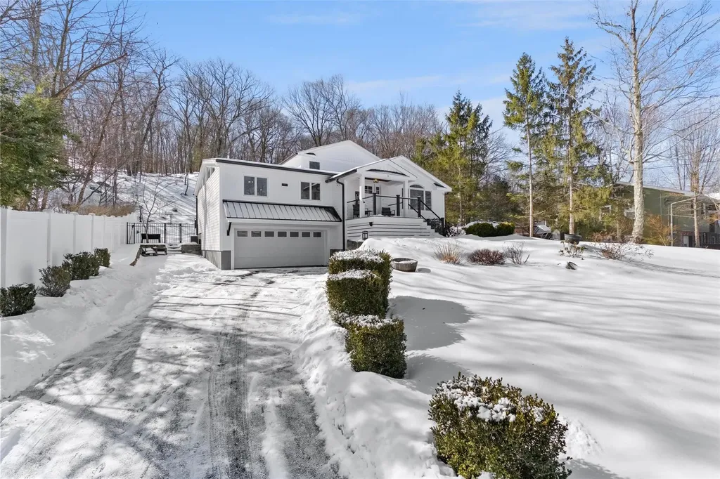 11 Watson Way Putnam Valley NY 10579