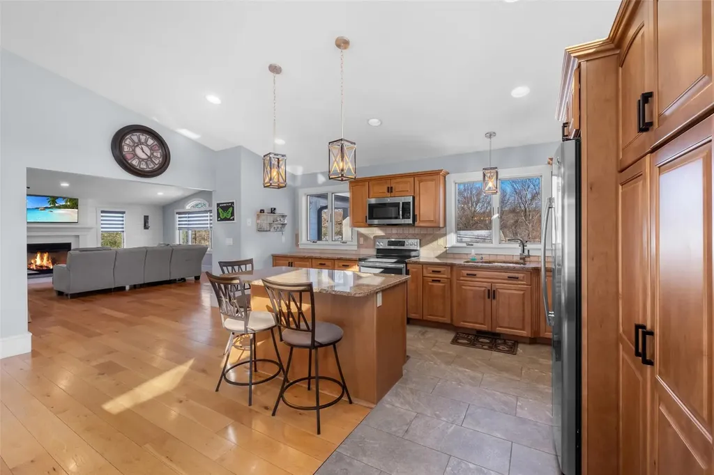 11 Watson Way Putnam Valley NY 10579
