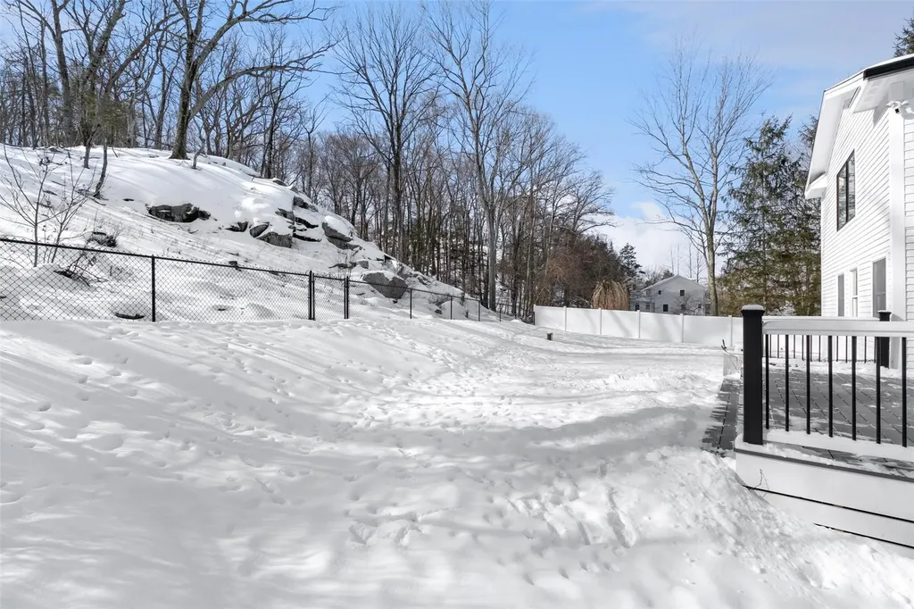 11 Watson Way Putnam Valley NY 10579