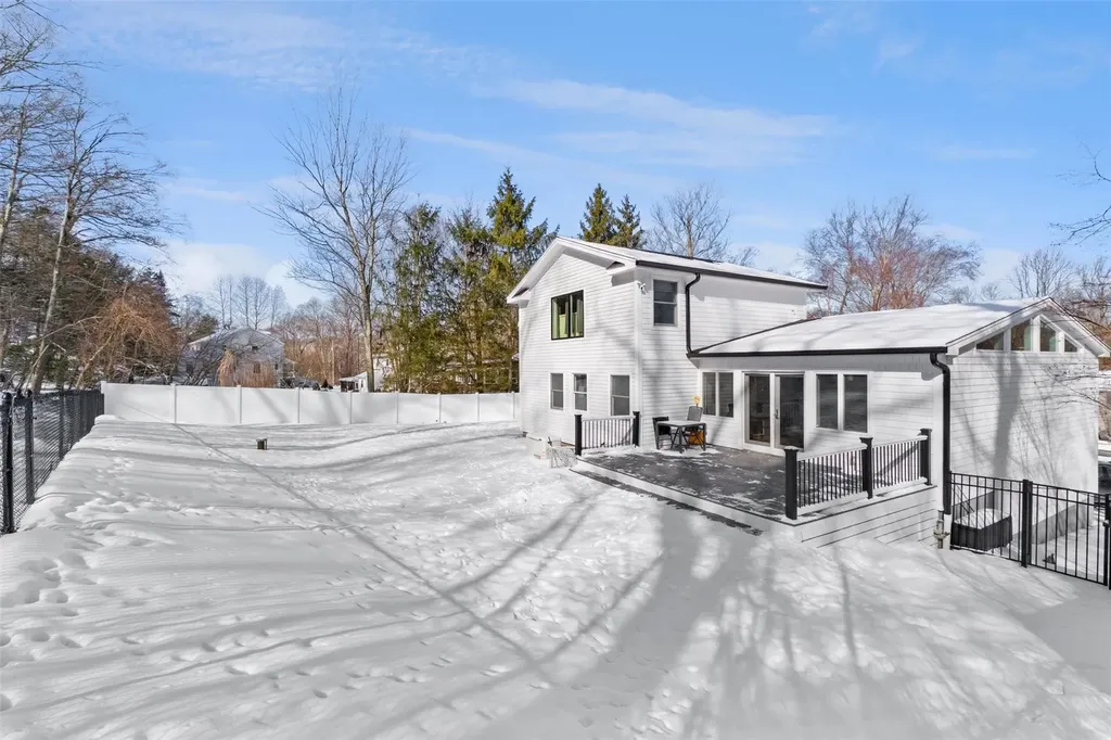 11 Watson Way Putnam Valley NY 10579