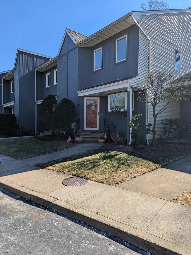 15 Anthony Drive West Islip NY 11795