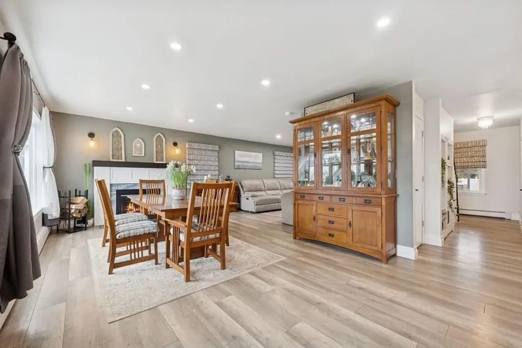 46 Purdy Lane Amityville NY 11701