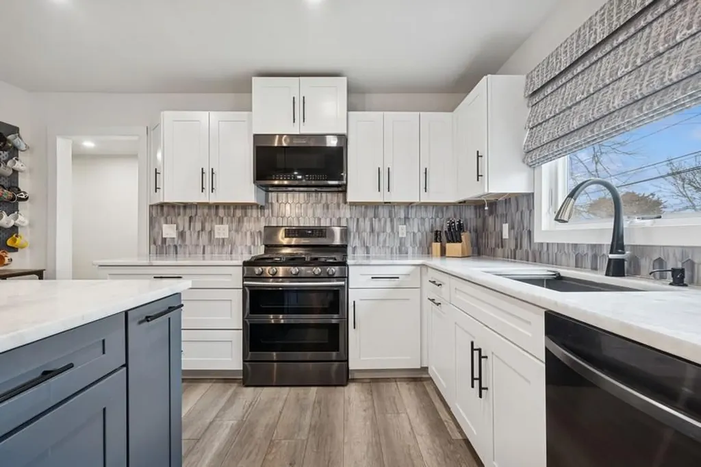 46 Purdy Lane Amityville NY 11701