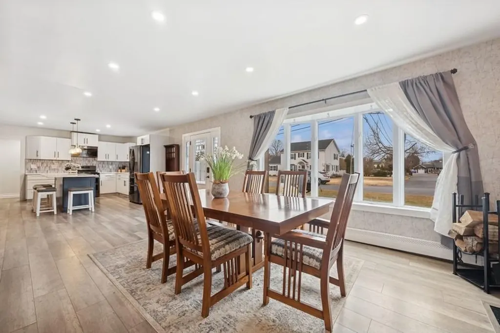 46 Purdy Lane Amityville NY 11701