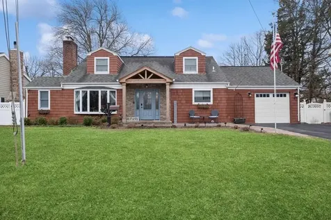 46 Purdy Lane Amityville NY 11701