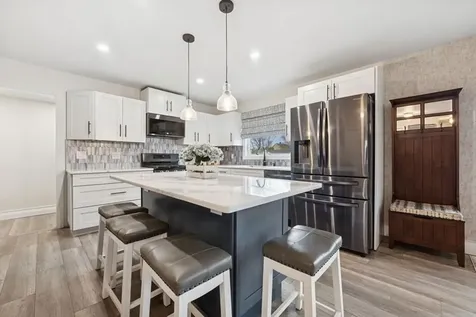 46 Purdy Lane Amityville NY 11701