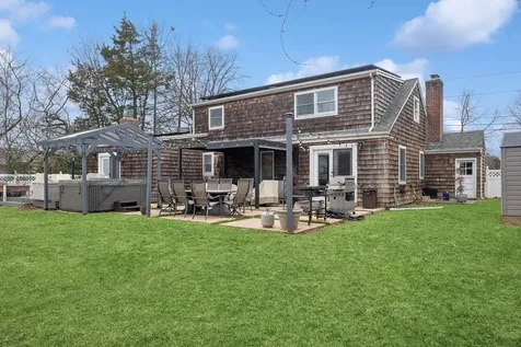 46 Purdy Lane Amityville NY 11701