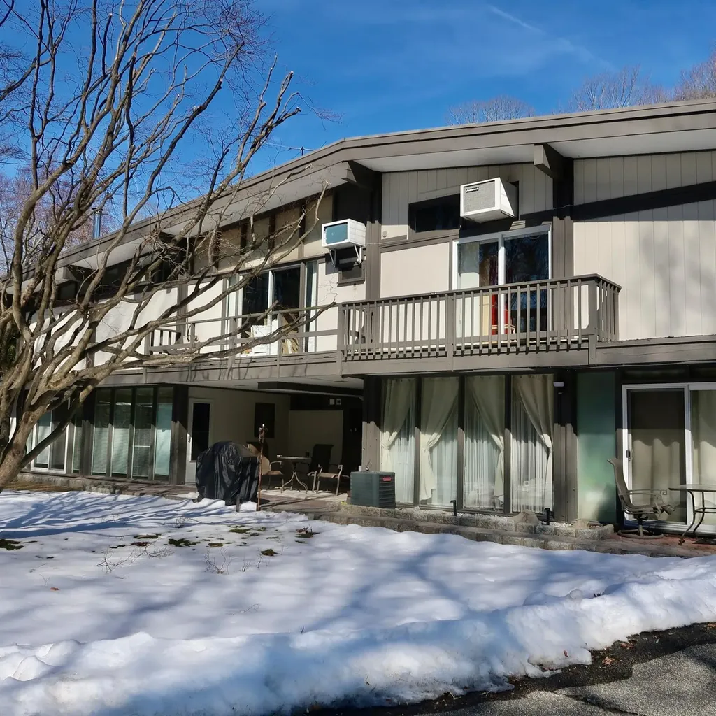 40 Westchester Avenue Pound Ridge NY 10576