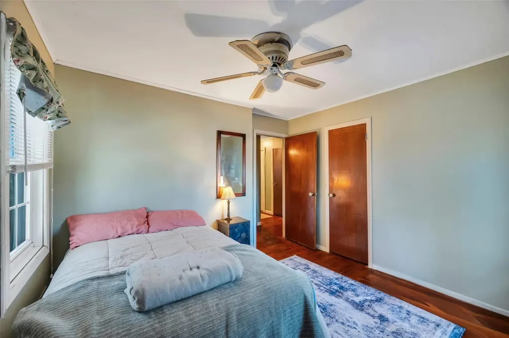 25 Minerva Lane Centereach NY 11720