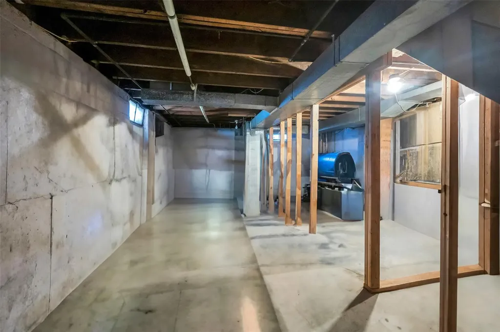25 Minerva Lane Centereach NY 11720