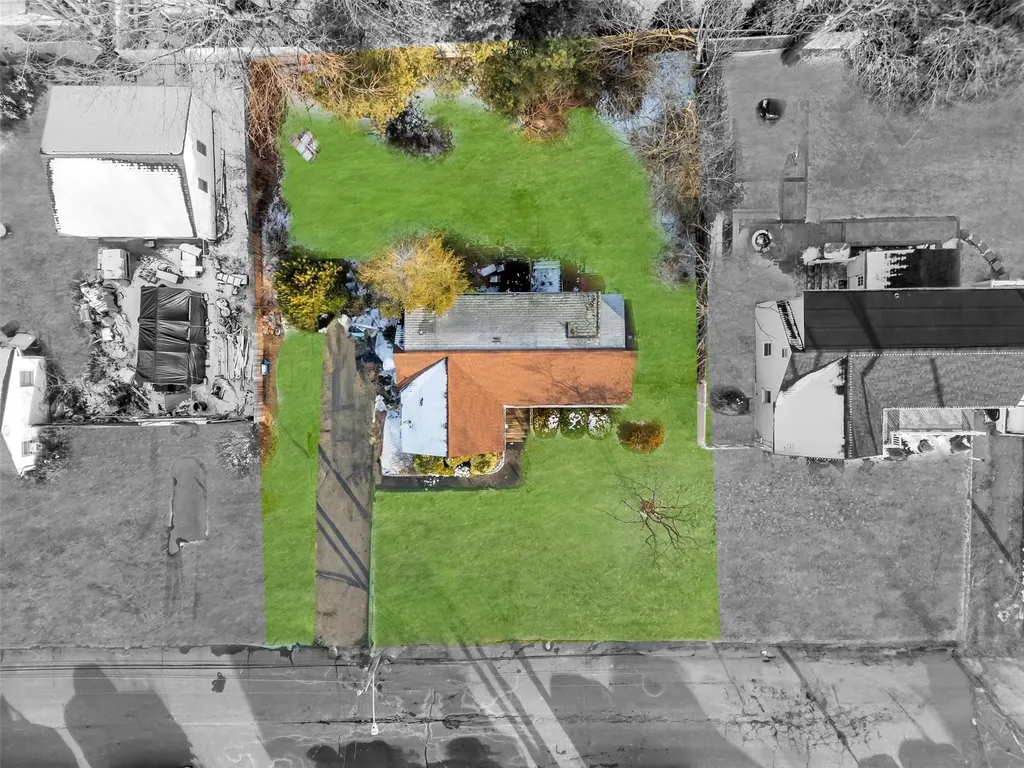 25 Minerva Lane Centereach NY 11720