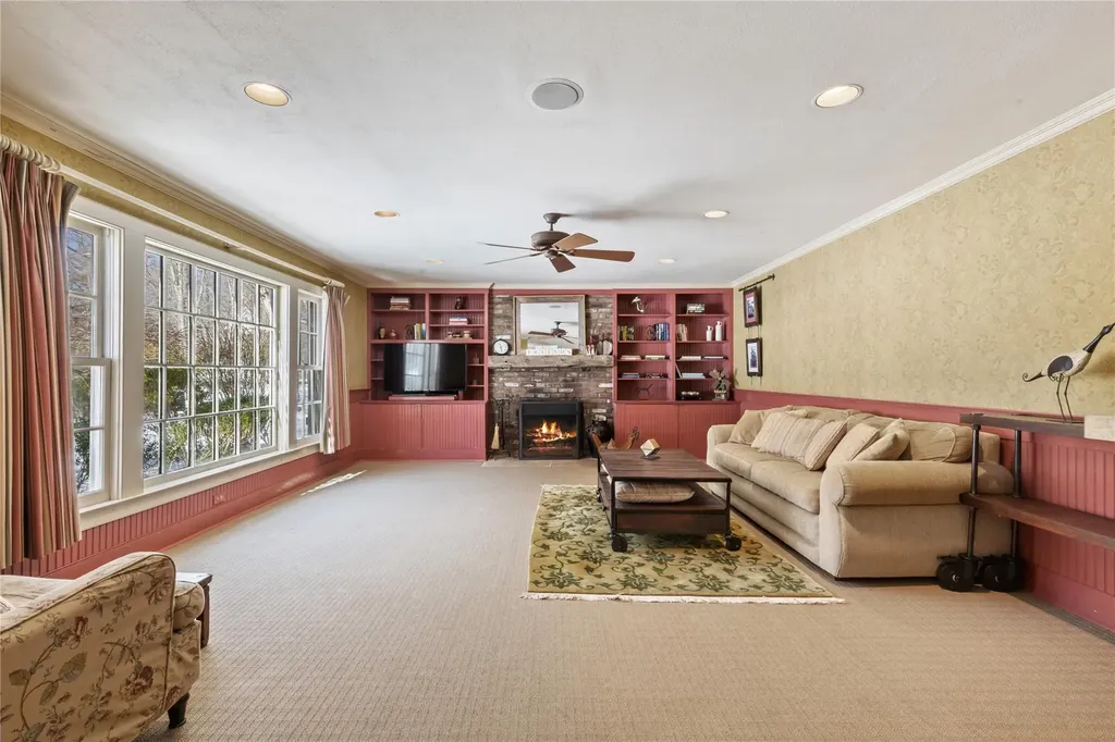 12 Fox Ridge Road Armonk NY 10504