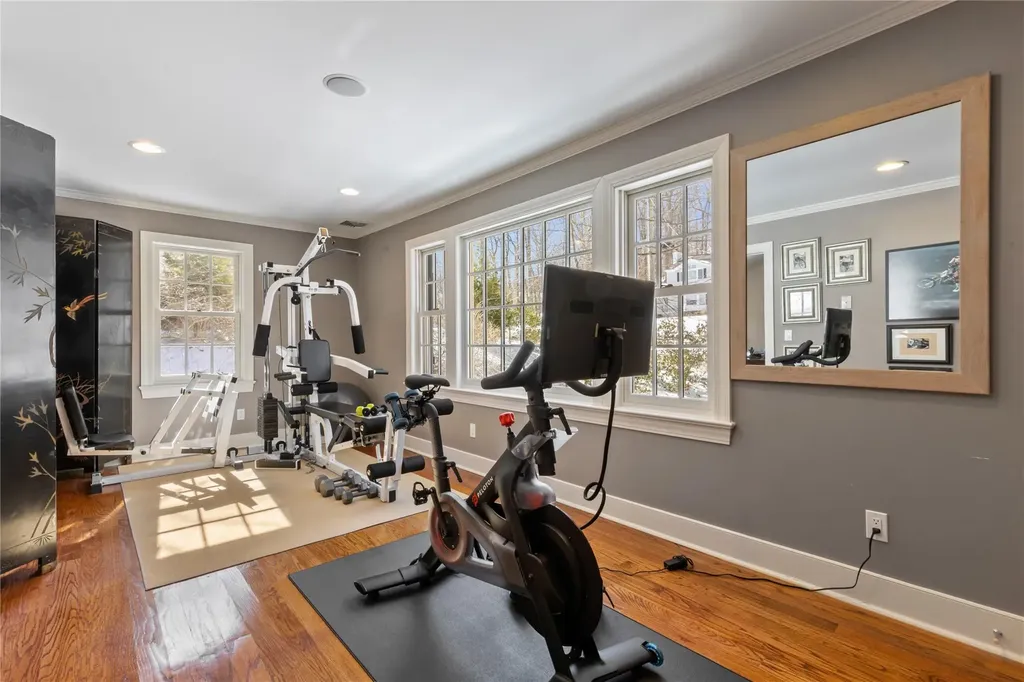 12 Fox Ridge Road Armonk NY 10504