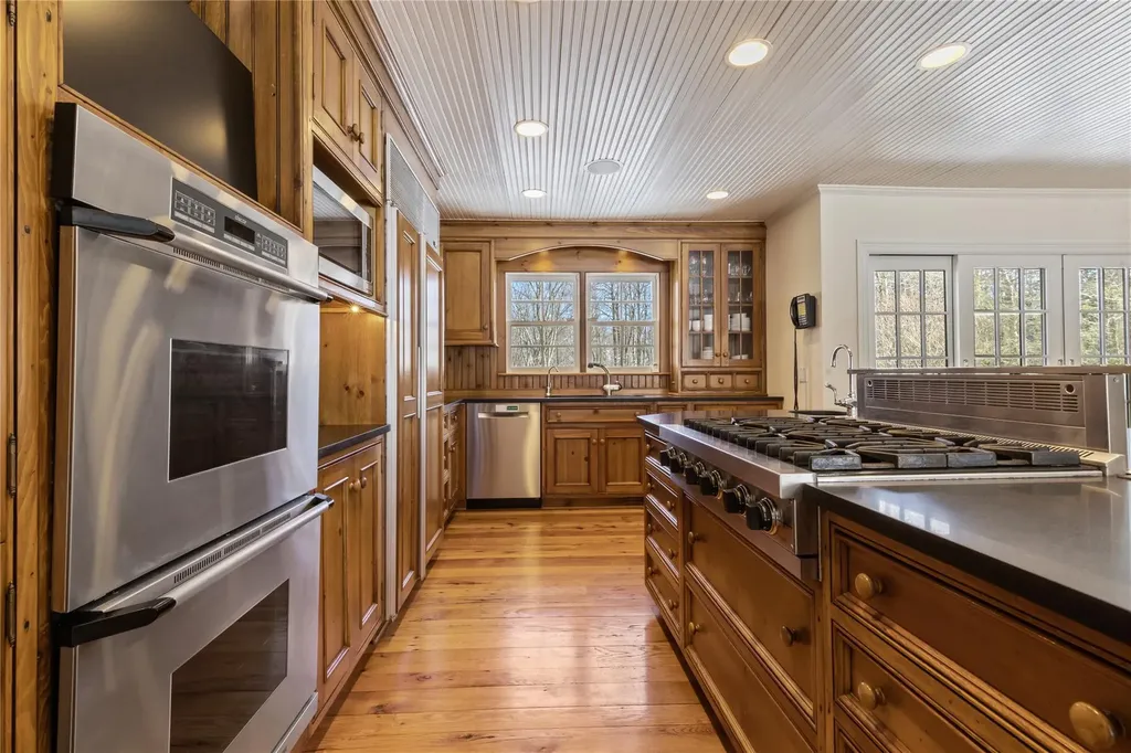 12 Fox Ridge Road Armonk NY 10504