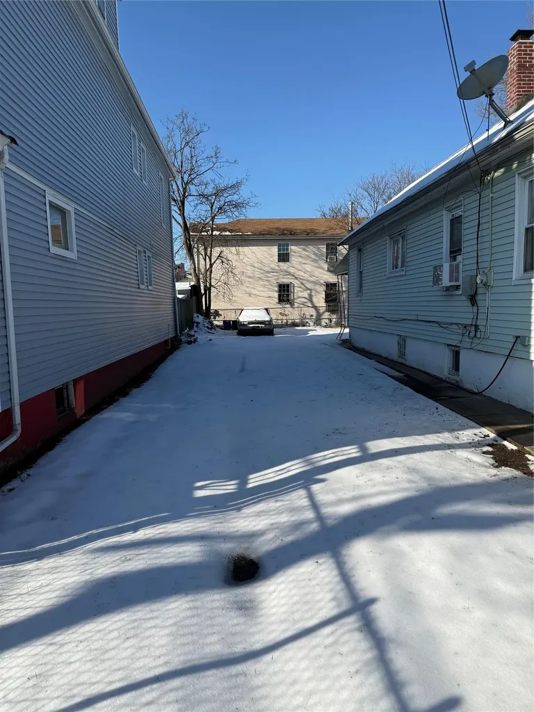 16905 104th Avenue Jamaica NY 11433