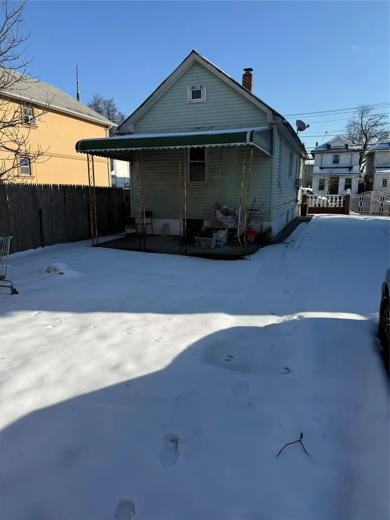 16905 104th Avenue Jamaica NY 11433