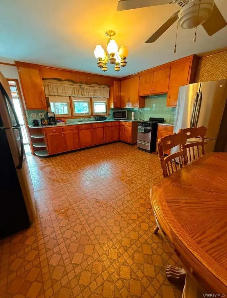 17 Allen Street Catskill NY 12414