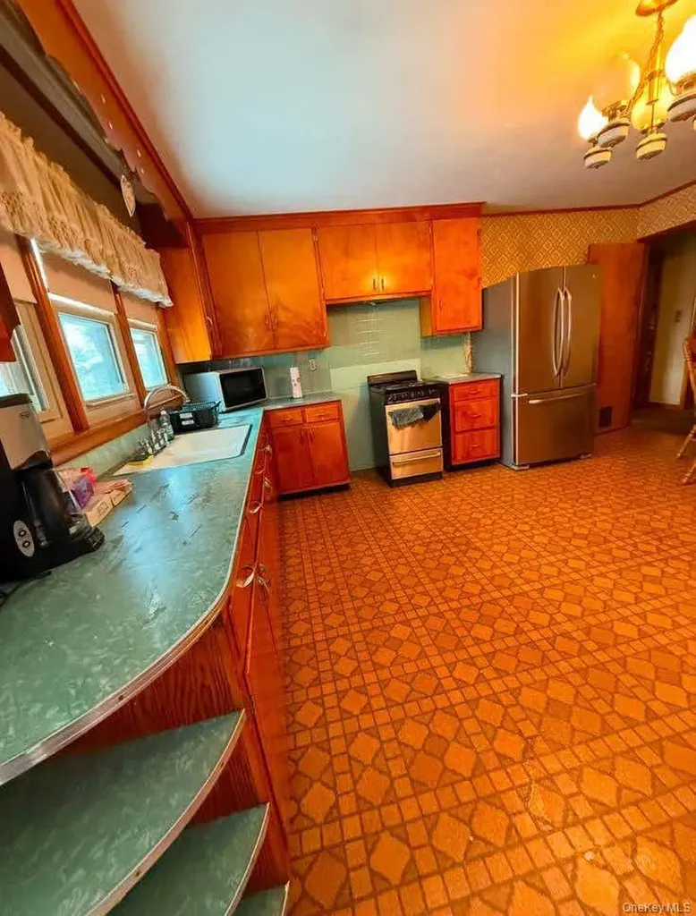 17 Allen Street Catskill NY 12414