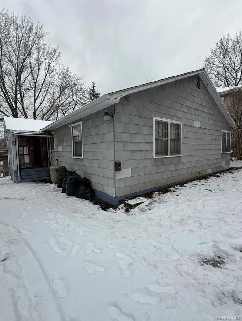 17 Allen Street Catskill NY 12414