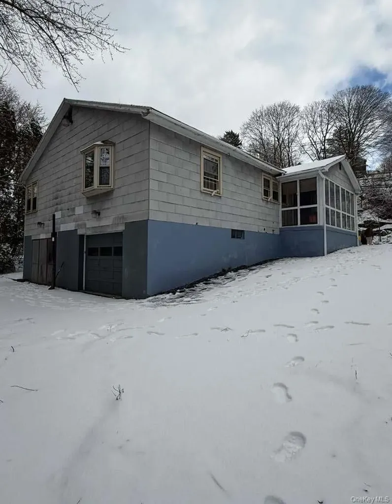 17 Allen Street Catskill NY 12414
