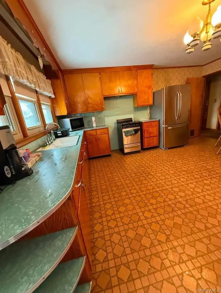 17 Allen Street Catskill NY 12414