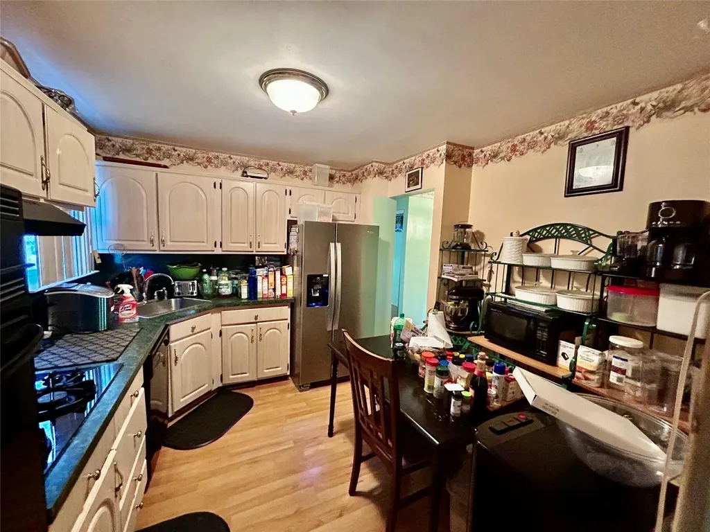 1517 Ohio Avenue Bay Shore NY 11706