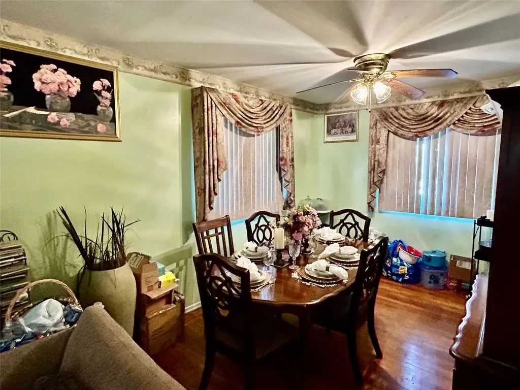 1517 Ohio Avenue Bay Shore NY 11706