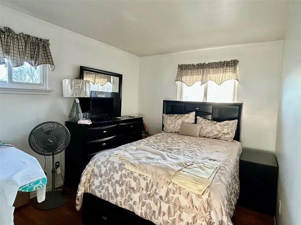 1517 Ohio Avenue Bay Shore NY 11706