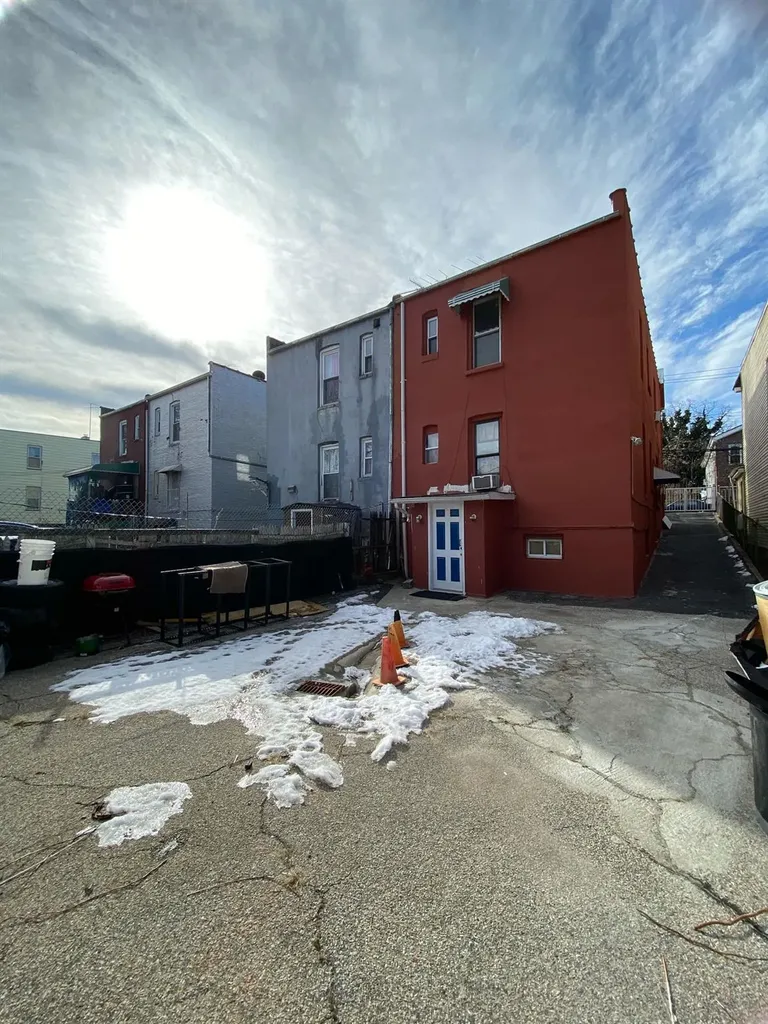 741 E 227th Street Bronx NY 10466