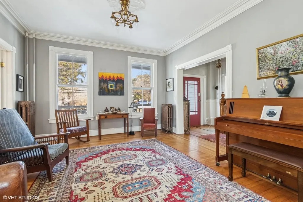 39 Verplanck Avenue Beacon NY 12508