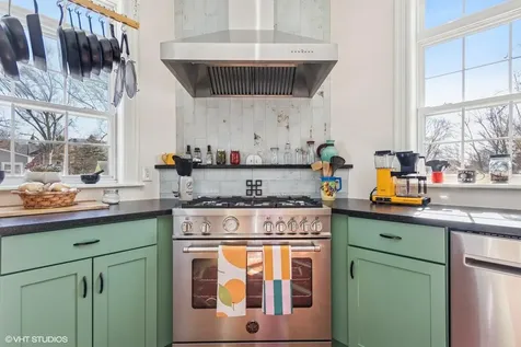 39 Verplanck Avenue Beacon NY 12508