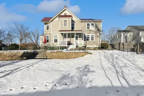 39 Verplanck Avenue Beacon NY 12508