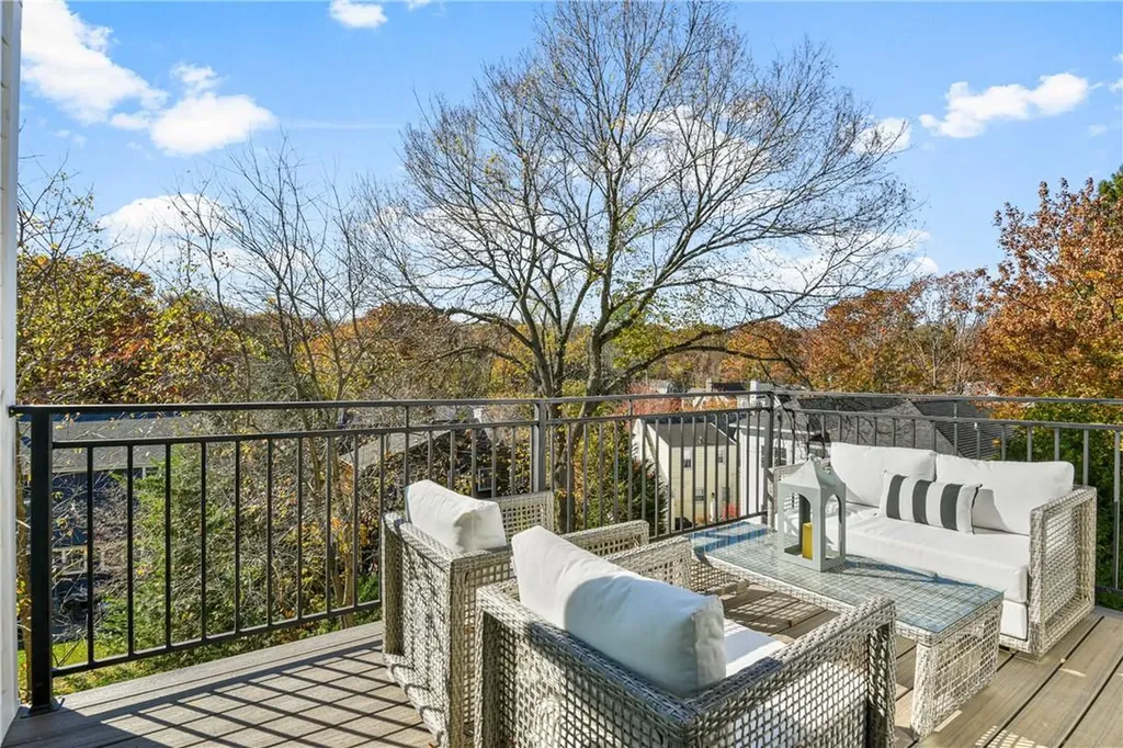 7 Hudson Place Larchmont NY 10538